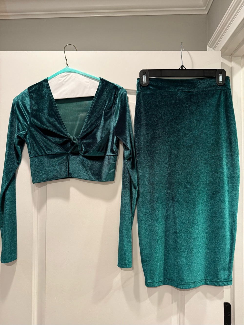 Emerald green velvet long sleeve crop and midi skirt set